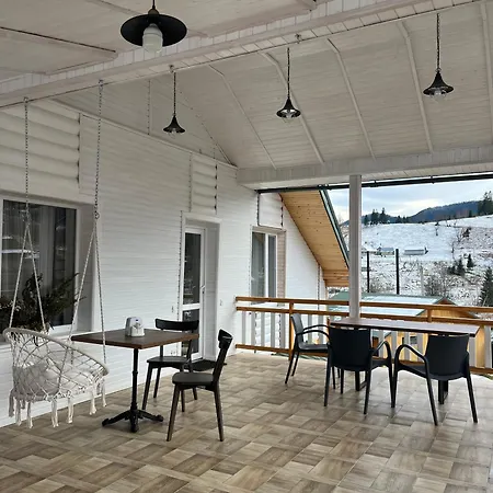 сироварня далекі гори Κατάλυμα σε φάρμα Snidavka